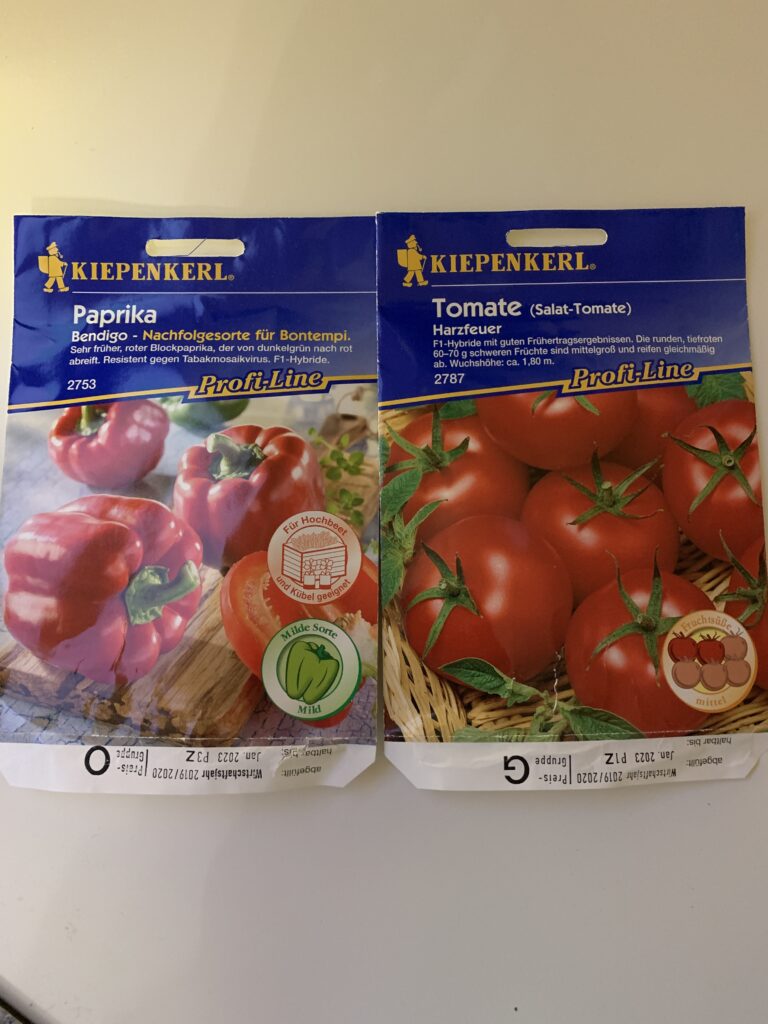 Nicht günstig, aber hoffentlich gut: Paprika- und Tomatensämlinge von "Kiepenkerl"